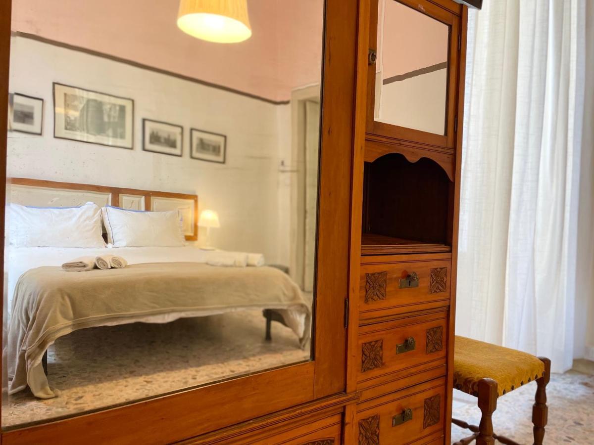 Montello Guest House & Apartment CTA Eksteriør billede
